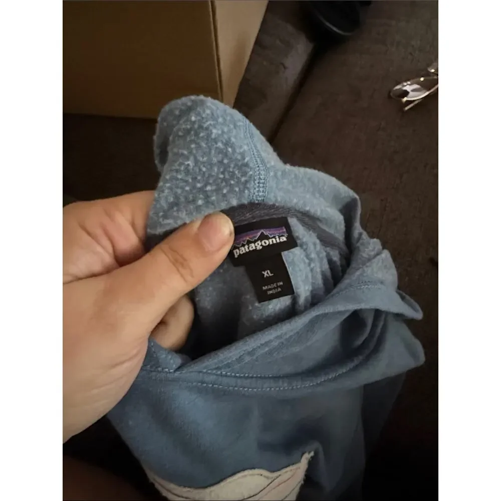 PATAGONIA youth Gorpcore graphic stitched bear hoodie XL